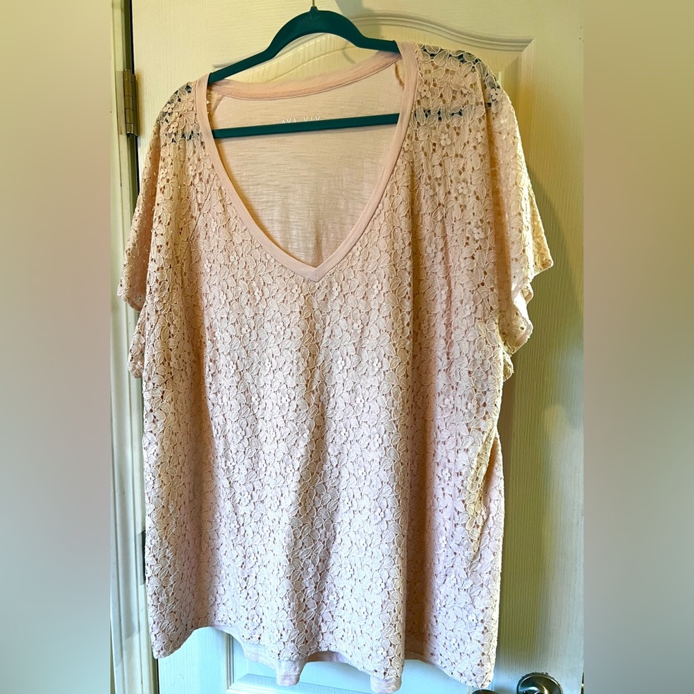 Ava & Viv Peach Lace 4X Top